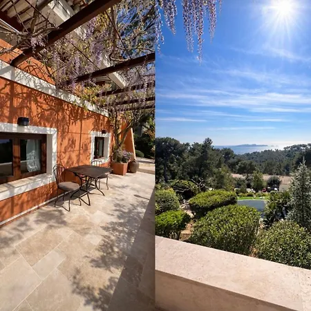 By Elodie Face à La * Hyères