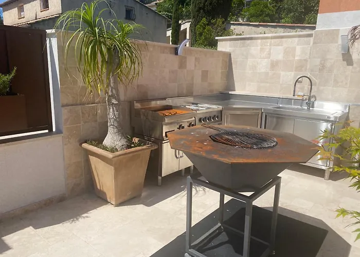 By Elodie Face à La * Hyères